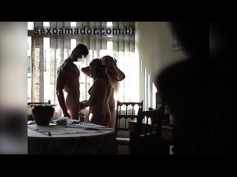 ❤️ Sexvänner bjuder in en gigantisk man och en trekant med honom Pornvideo at us sv.hentaibar-com.ru ️❤